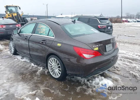 2017 Mercedes-Benz Cla 250 z USA, uszkodzony, nr VIN WDDSJ4EBXHN420098